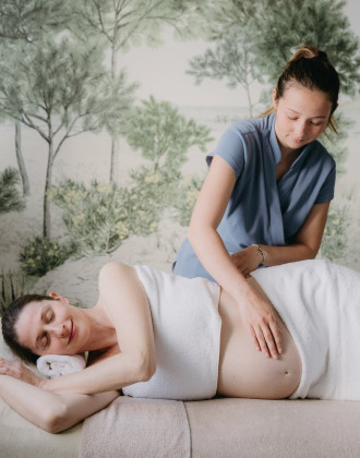 Wellness Massage for Pregnant Women and New Mothers at Thalasso Spa Les Corallines